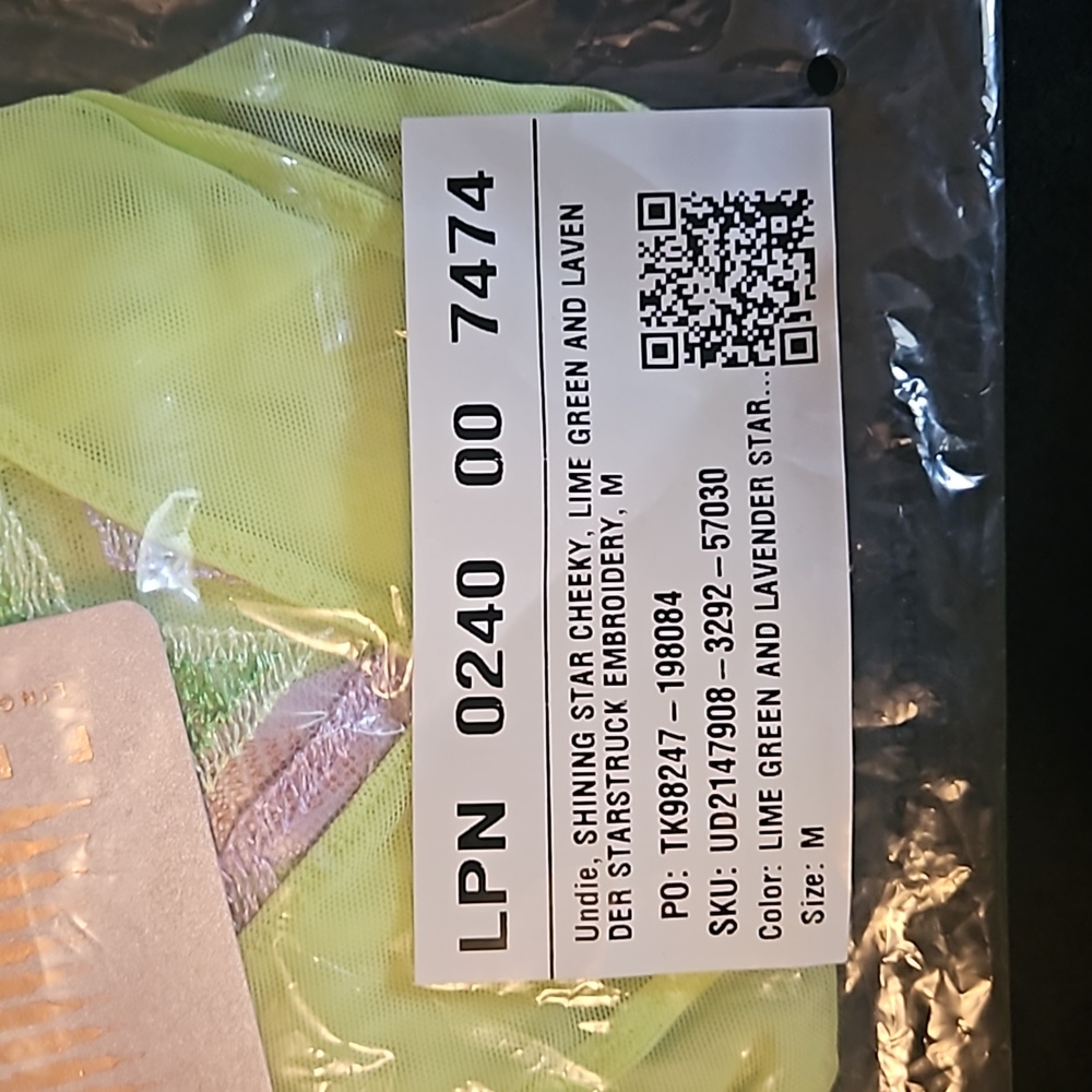 NO LONGER AVAIL SAVAGEXFENTY Shining Star Cheeky Lime Green & Lavender Stars - Picture 7 of 9